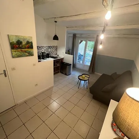 Gîte 5 personnes au cœur de la nature Saint-Aubin-de-Nabirat Extérieur photo