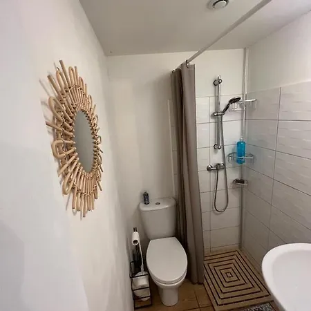 Gîte 5 personnes au cœur de la nature Saint-Aubin-de-Nabirat Extérieur photo