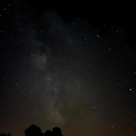 Gîte 5 personnes au cœur de la nature Saint-Aubin-de-Nabirat Extérieur photo